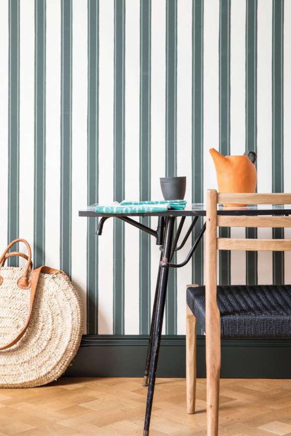 Sample Wallpaper Block Print Stripe