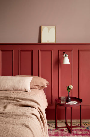 Interior pintado com Paint & Paper Library Beetlenut No. 413