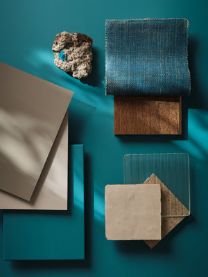 Interior pintado com Paint & Paper Library Blue Tiger No. 712