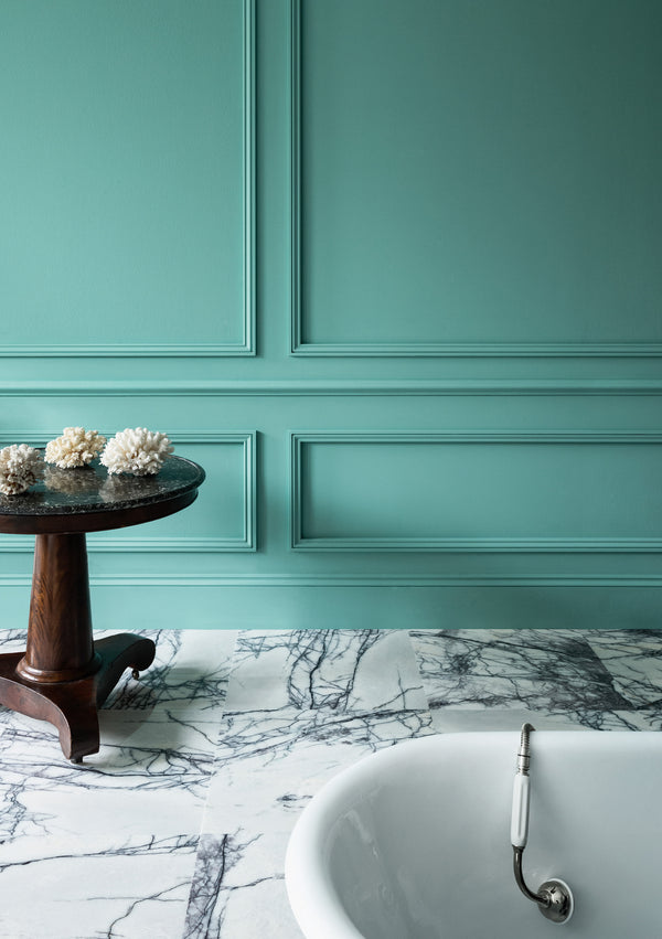Interior pintado com Paint & Paper Library Deep Water Green No. 599