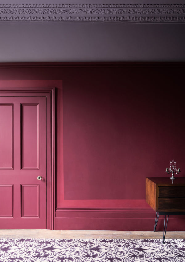 Interior pintado com Paint & Paper Library Grenache No. 372