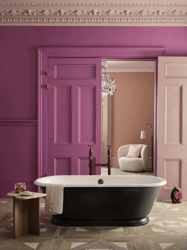 Interior pintado com Paint & Paper Library Kohl No. 124