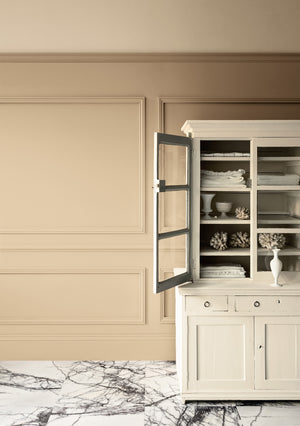 Interior pintado com Paint & Paper Library Leather V No. 235