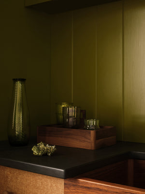 Interior pintado com Paint & Paper Library Midelt Sage No. 711