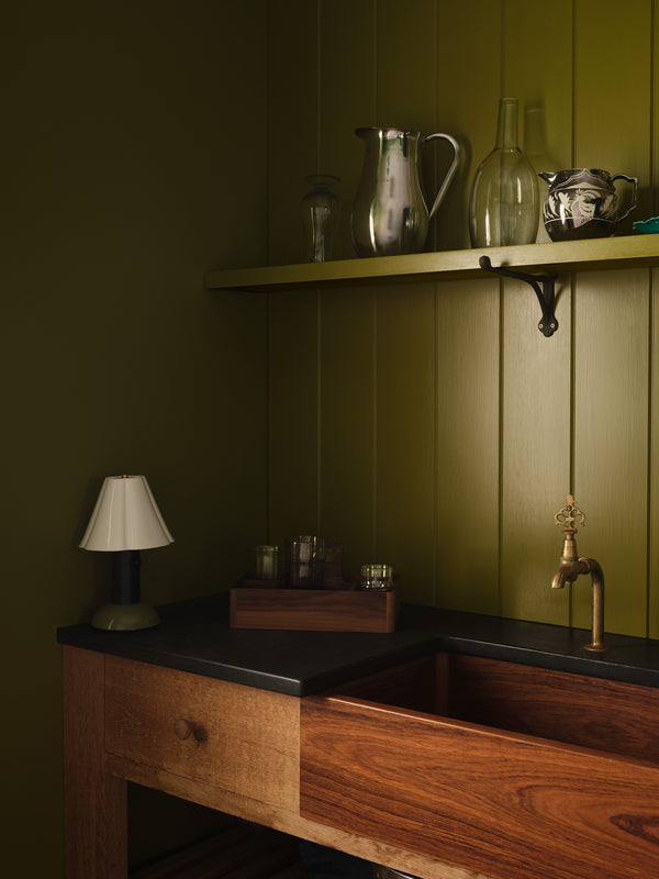 Interior pintado com Paint & Paper Library Midelt Sage No. 711