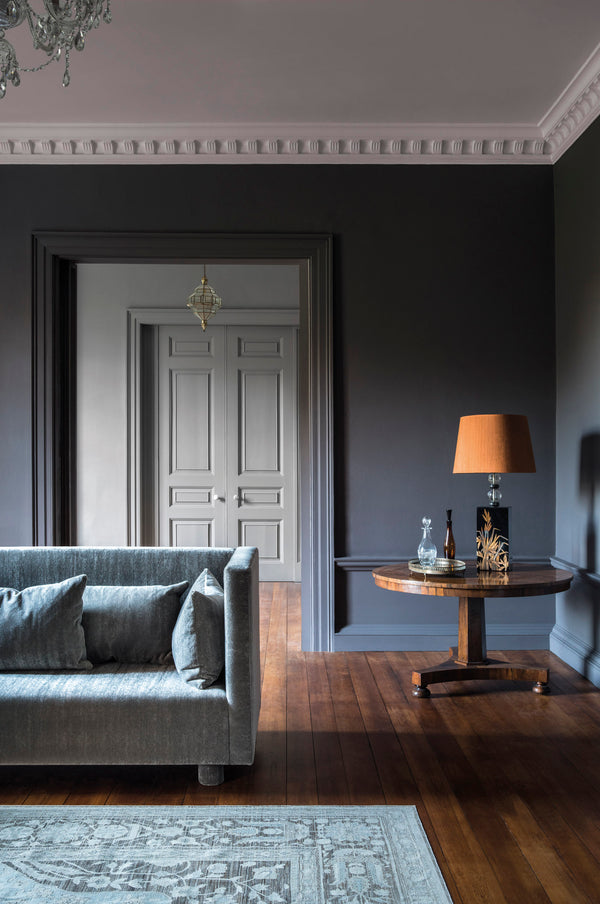 Interior pintado com Paint & Paper Library Moleskin No. 218