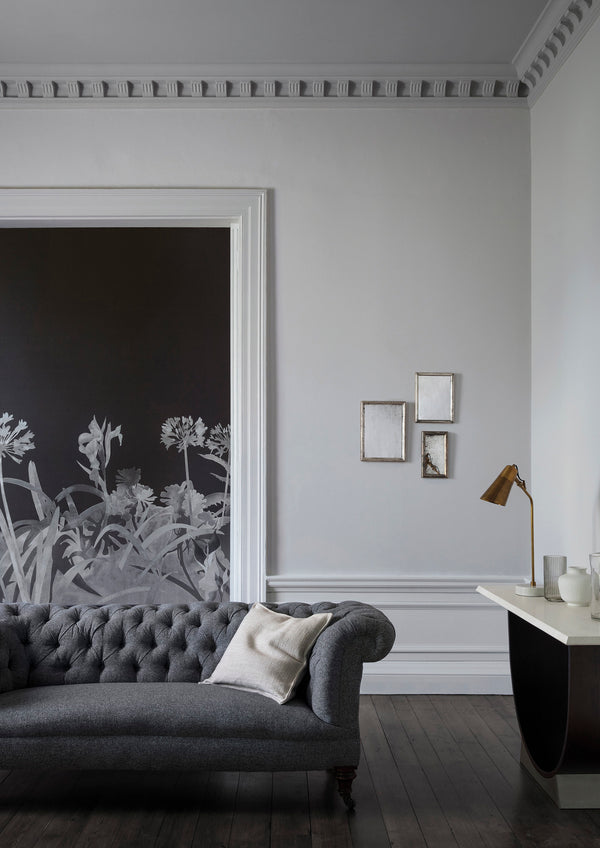 Interior pintado com Paint & Paper Library Perse Grey No. 141