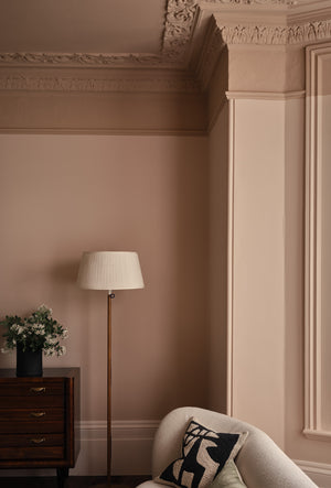 Interior pintado com Paint & Paper Library Powder V No. 295