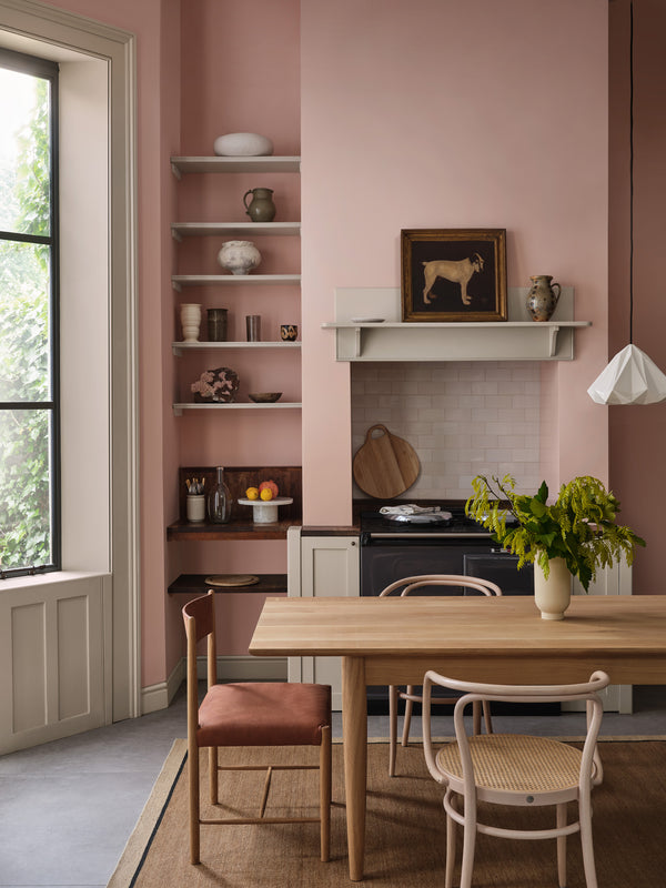 Interior pintado com Paint & Paper Library Rose Cluster No. 717