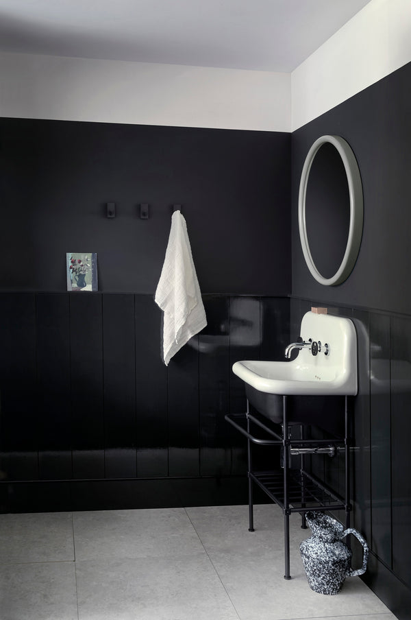 Interior pintado com Paint & Paper Library Tallanstown Grey No. 109