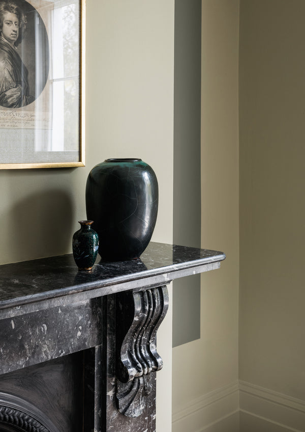 Interior pintado com Paint & Paper Library Wattle I No. 561
